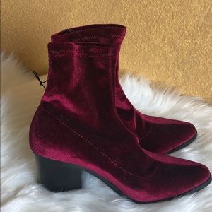 Forever 21 wine booties￼